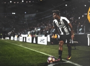 开云体育官网-德甲争冠战之夜，拉梅洛高光表现改写联赛格局