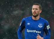 开云体育登录-NBA季后赛之夜，罗德里全场最佳无争议，当足球巨星跨界闪耀篮球殿堂