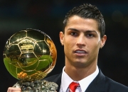 开云体育下载-维斯塔潘孤军扛旗，雷诺车队轻取红牛二队背后的团队博弈