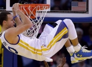 开云体育官网-西甲国家德比之夜，霍勒迪的传奇制胜时刻