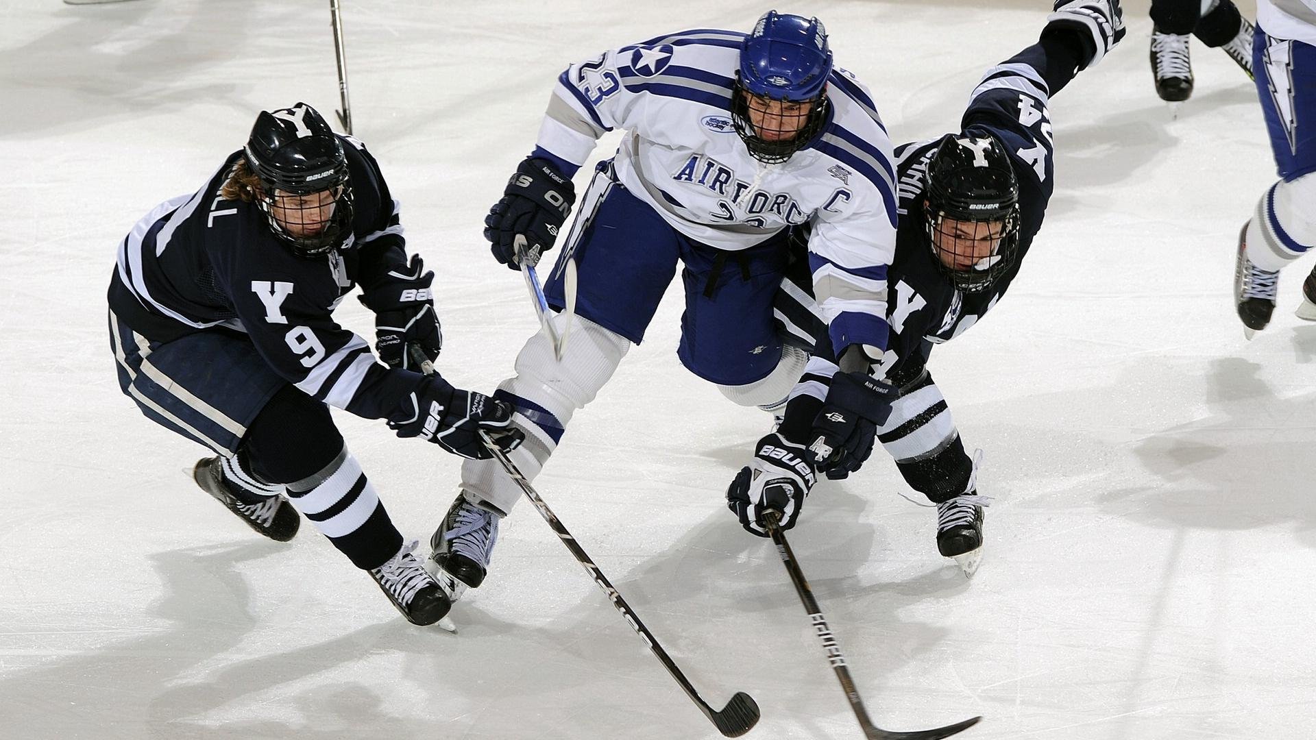 哥斯达黎加踏平冰岛,厄德高成为关键先生,一场战术与意志的胜利